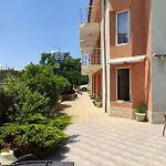Ξενοδοχείο Perla 3*