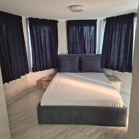 Perla Hotel 3*